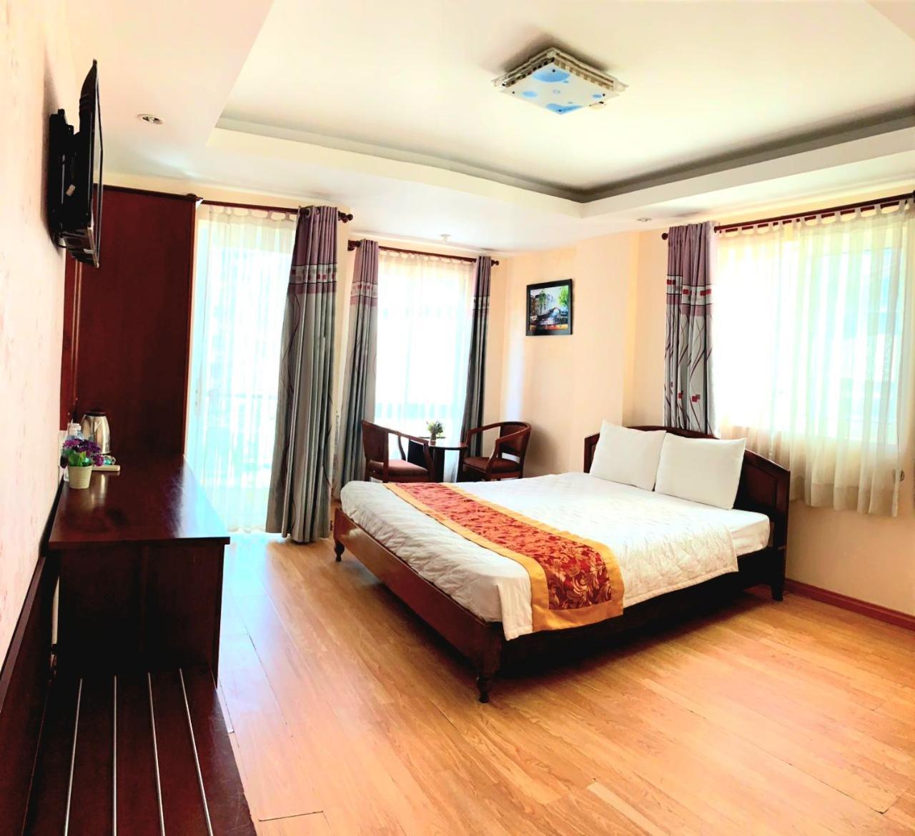 Begonia Hotel Nha Trang Esterno foto
