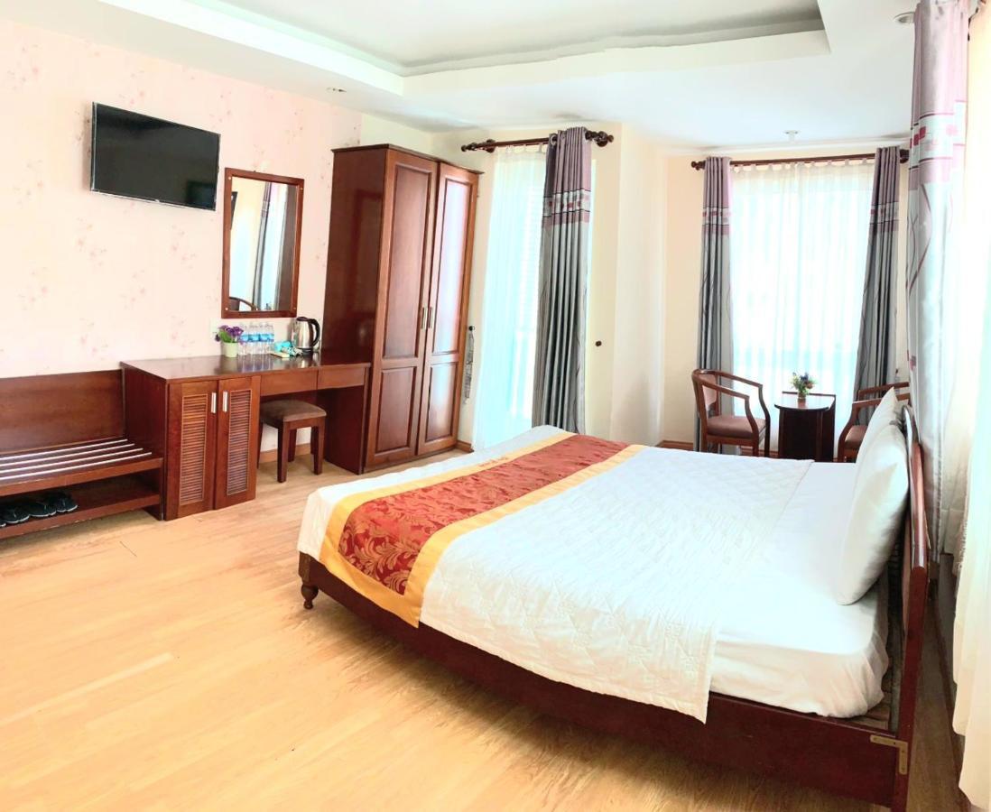 Begonia Hotel Nha Trang Esterno foto