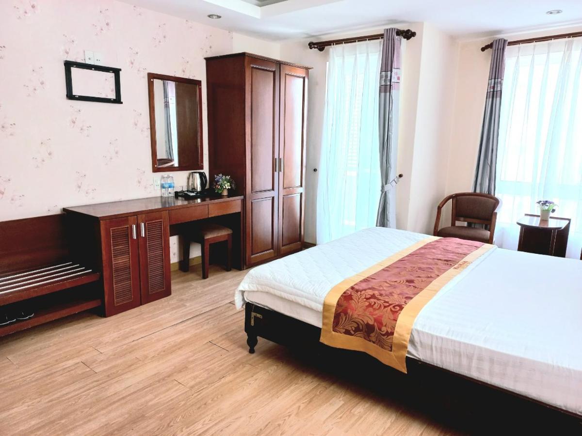 Begonia Hotel Nha Trang Esterno foto