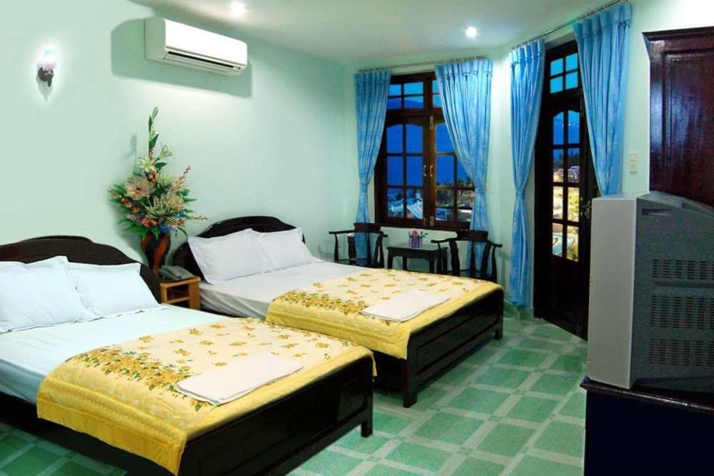 Begonia Hotel Nha Trang Esterno foto